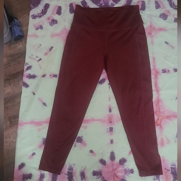 Ideology Solid Burgundy Yoga Pants - Picture 2 of 10